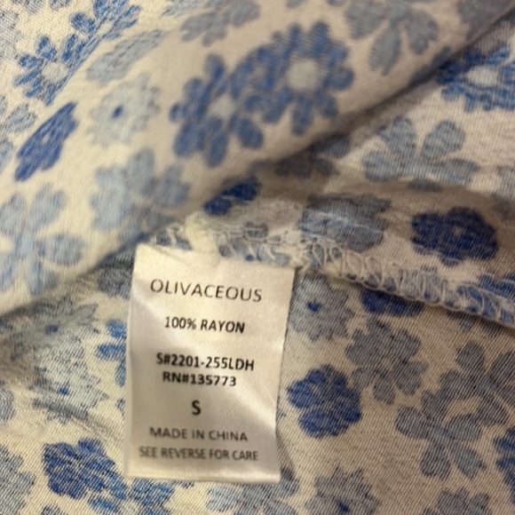 Gab & Kate Women’s Blue Floral Flowy Dress Size S - Picture 5 of 5